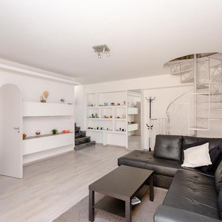 Domus Elisae Apartment 陶尔米纳 外观 照片
